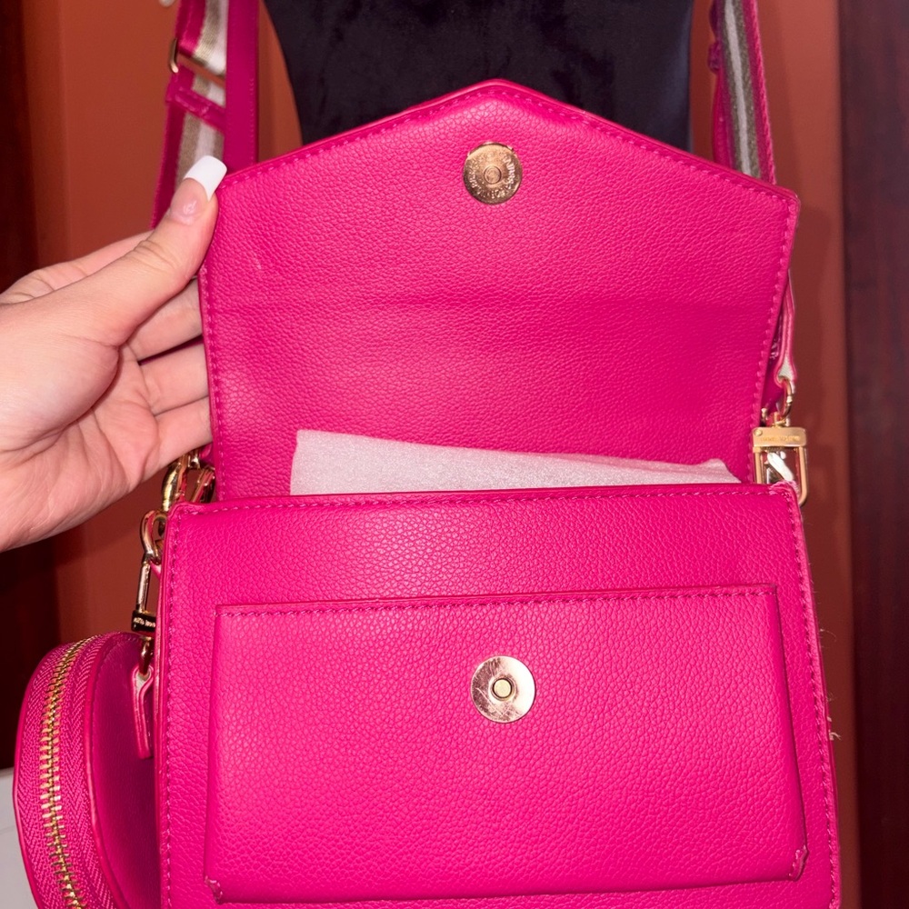 NWOT-Anne Klein crossbody bag with coin pouch - Picture 6 of 9